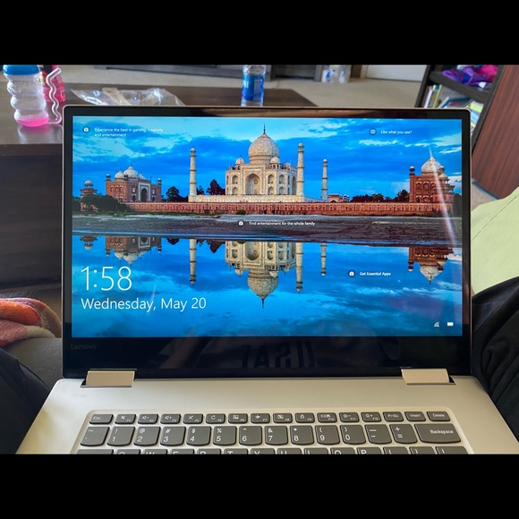 Yoga Lenovo laptop and tablet touchscreen intel i7 - Picture 4 of 4